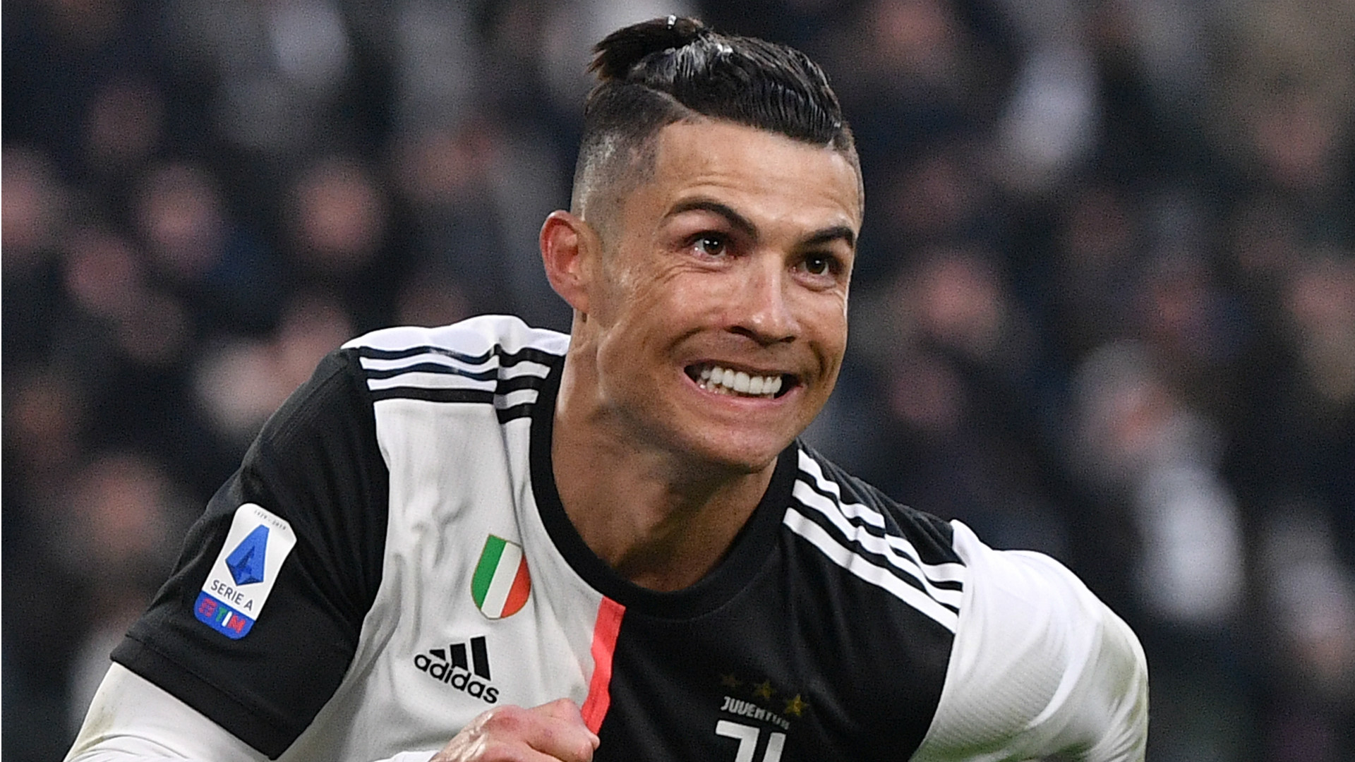 Cristiano Ronaldo si vystřelil z prázdných italských tribun