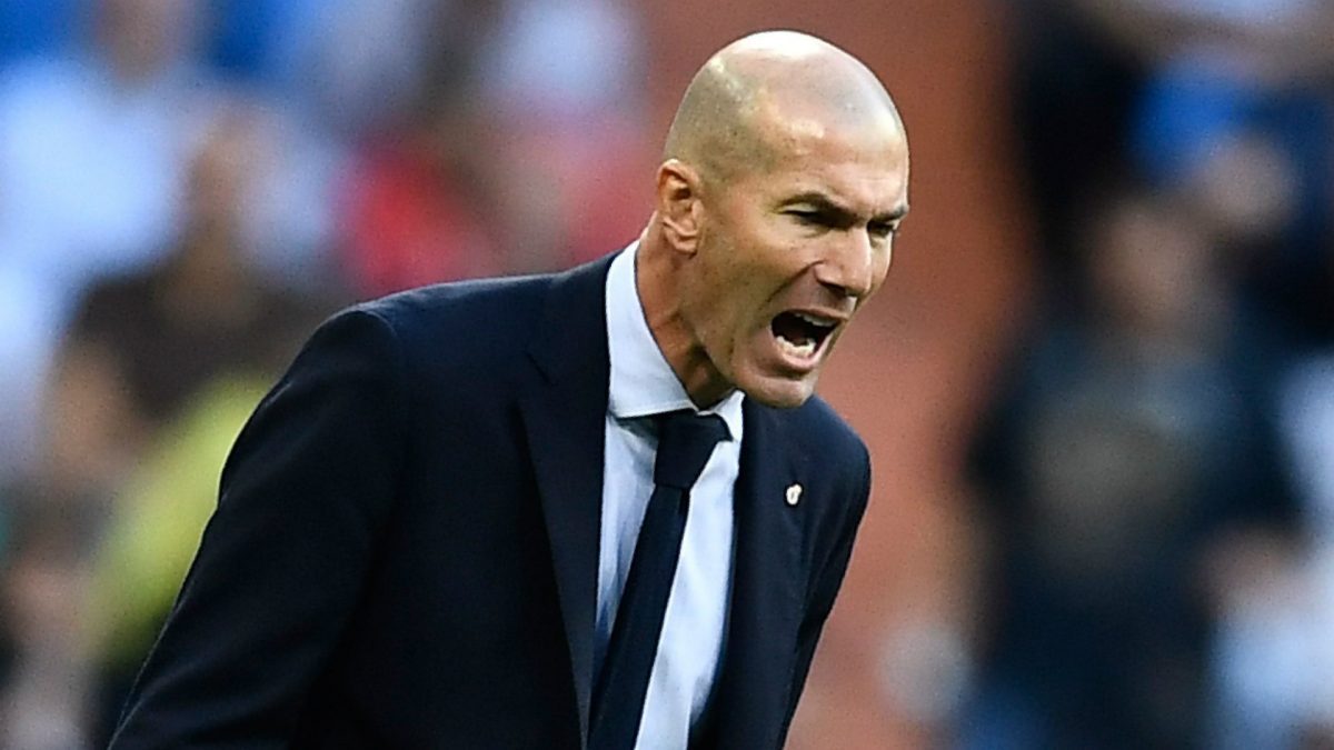 Zinédine Zidane slavil gól Francie proti Belgii sprintem podél lavičky. Ve 54 letech pobavil fotbalový svět