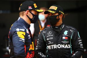 Max Versappen vs Lewis Hamilton