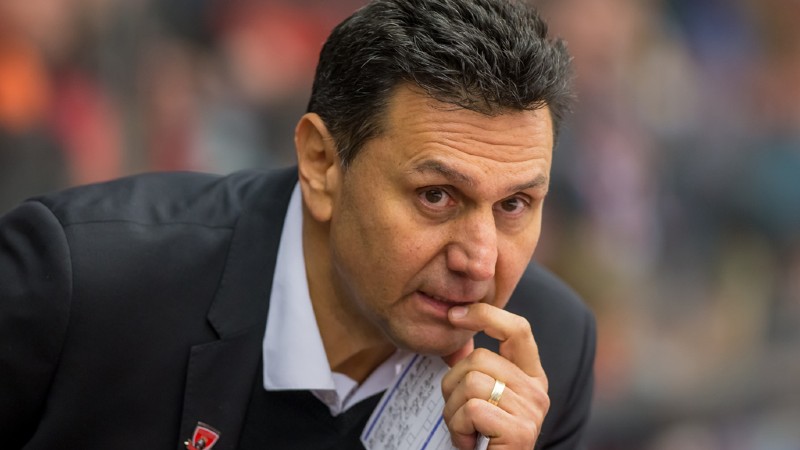 Zúžení hřiště přinese atraktivitu, tuší kouč Litvínova Růžička. Jaké má ...