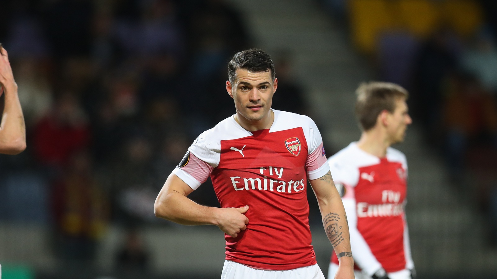 Xhaka podepíše s Chelsea. Bývalý kapitán Arsenalu se spojí s Xabi Alonsem u londýnského rivala