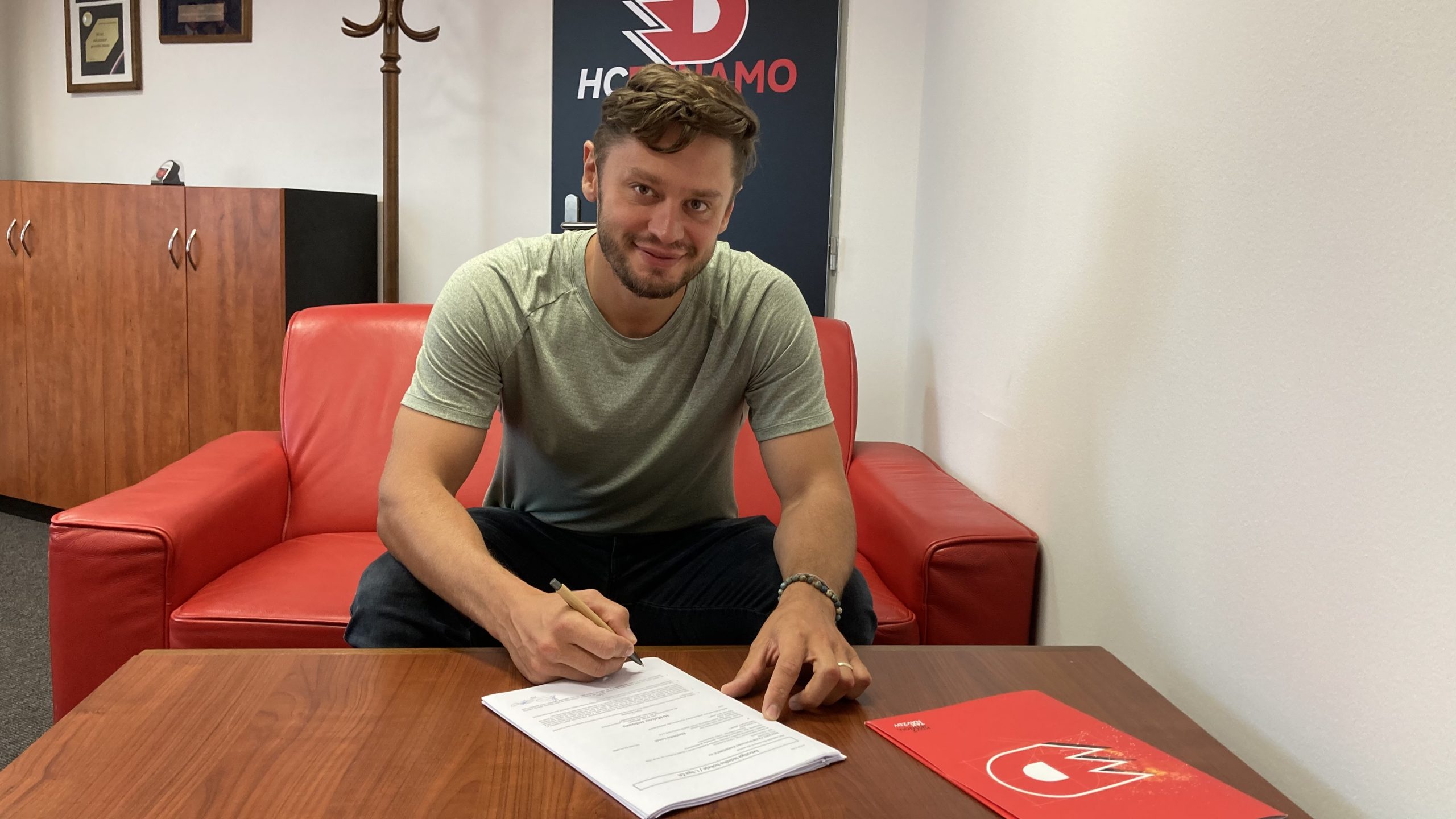 Loňský podzim byl pro Zohornu těžký, teď patří ke hvězdám švédské ligy. Färjestad mu dal novou dvouletou smlouvu