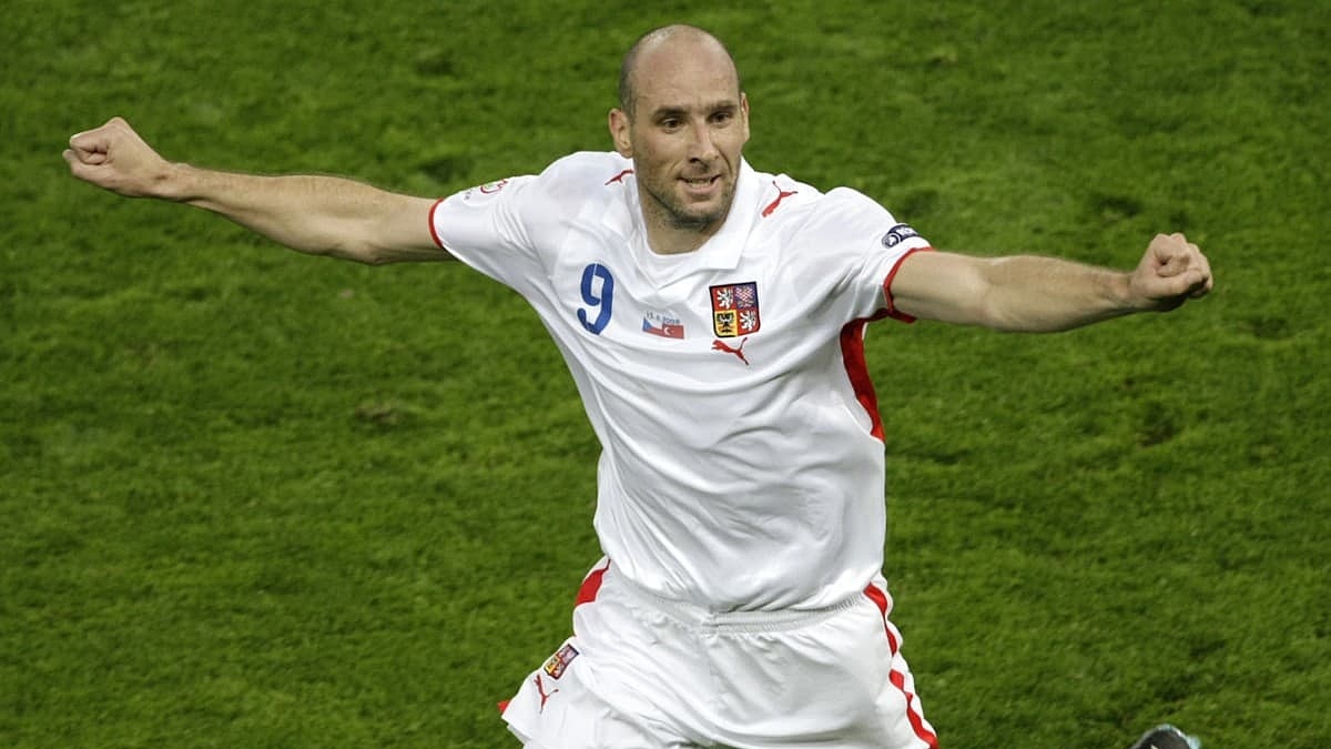 Návrat do Smetanovy Lhoty. Legendární kanonýr Koller pro partnerku postavil sídlo za miliony