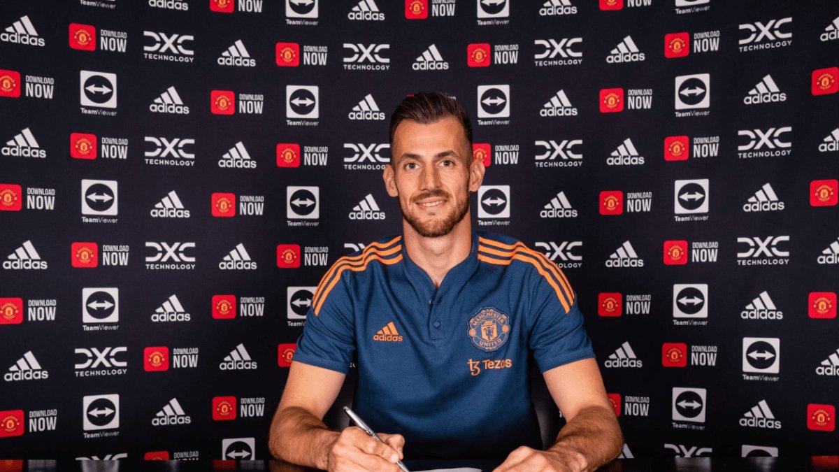 Hvězdu české fotbalové ligy okradli. Nepříjemný zásah do soukromí