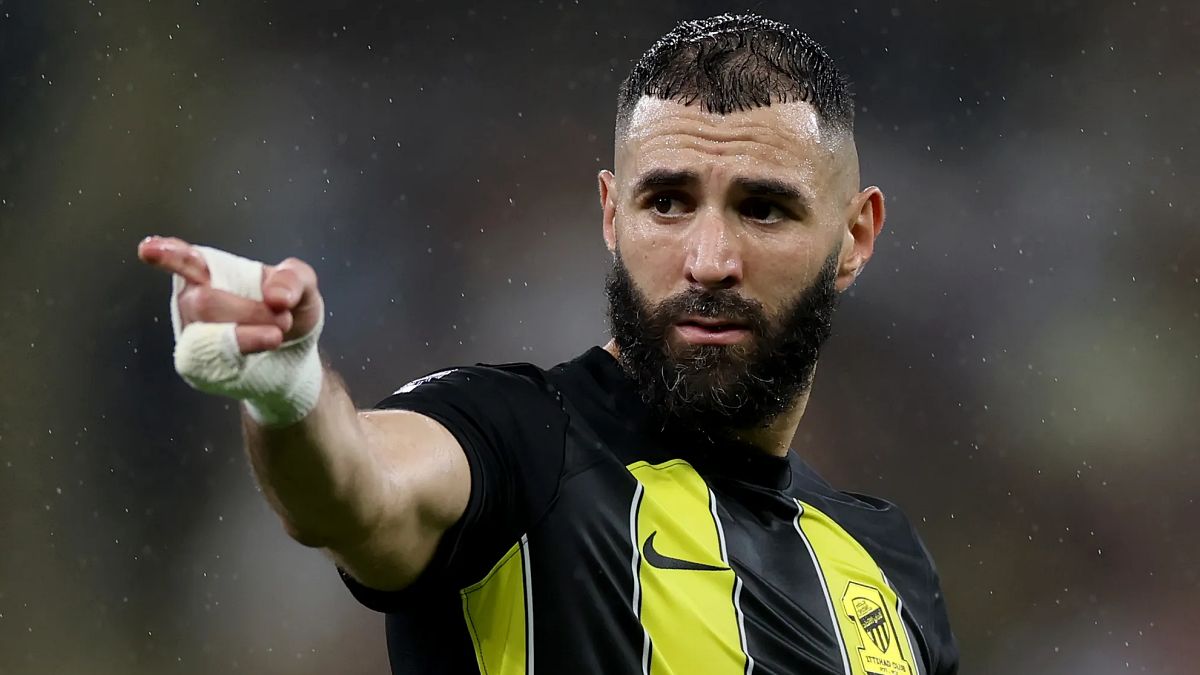 Držitel Zlatého míče je bez klubu. Al-Hilal po dohodě s Benzemou ukončil jeho angažmá