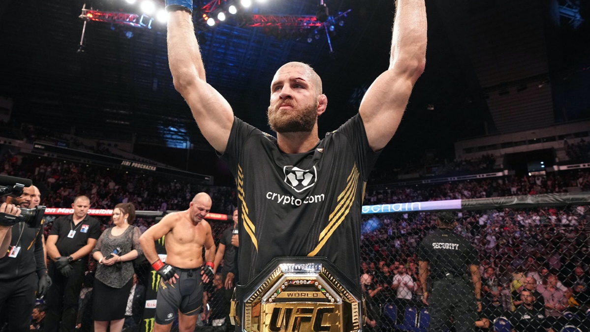 Zničený šampion UFC Procházka. Opakované problémy s partnerkou
