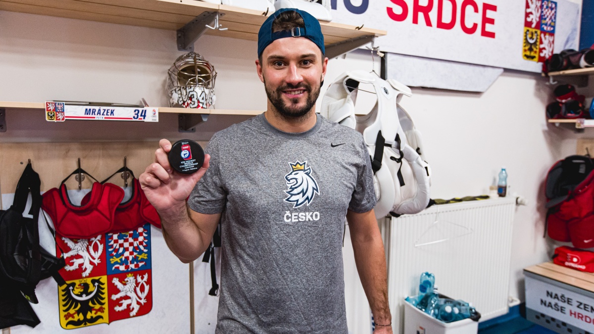 Nohu měl o dvacet kilo těžší, bolest ho ničila i při chůzi. Mrázek popsal peklo, které málem ukončilo jeho kariéru v NHL
