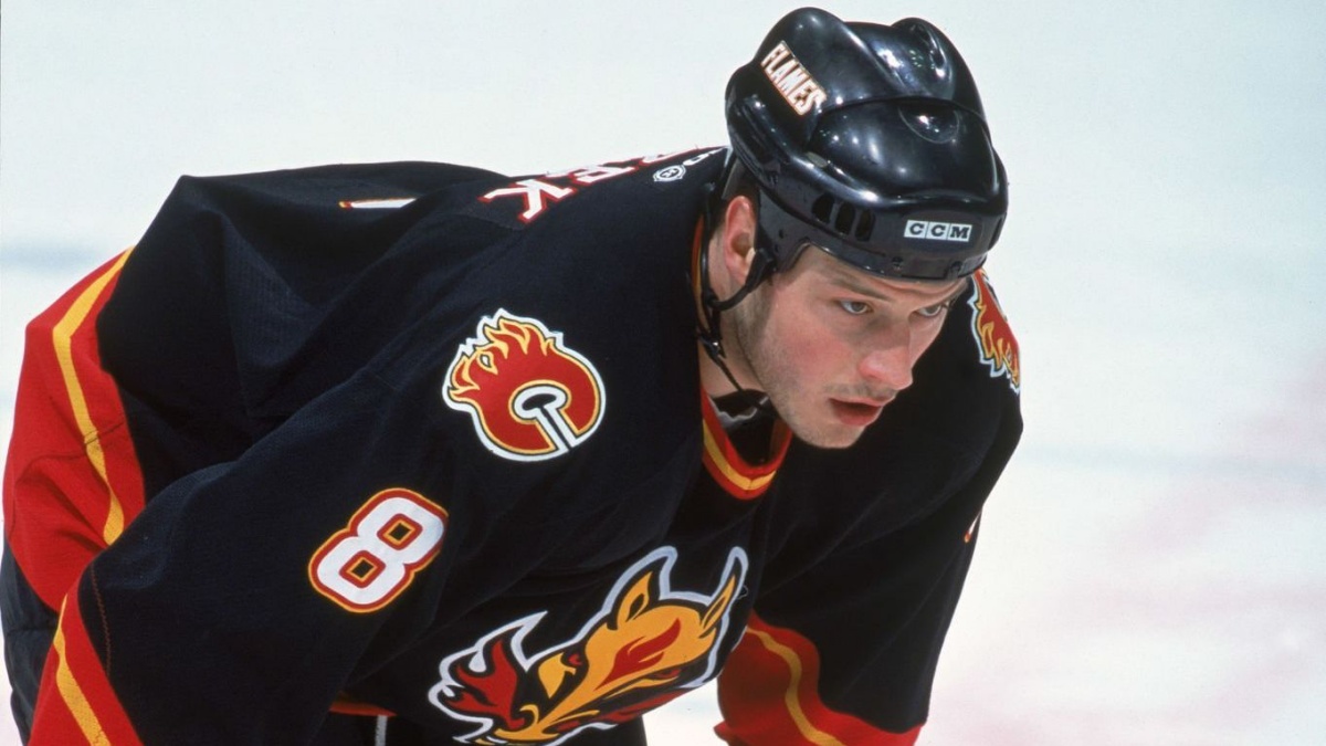 Karel Šíp pobouřil diváky, když ve svém pořadu začal mluvit o znásilnění. Doufal, že se lidi pobaví 2 Při nehodě utrpěl český hokejista fatální zranění. Do NHL dojel na vozíku a stal se mistrem světa