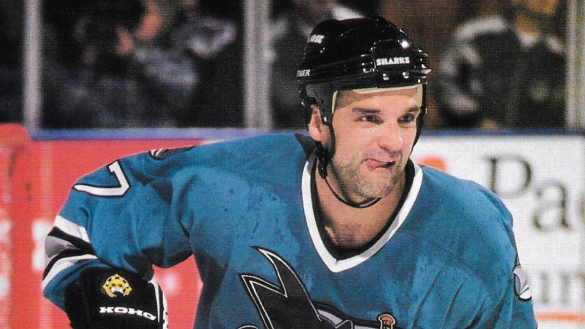 Hokejový reprezentant vydělal přes 300 milionů korun. Otřes mozku z něj udělal trosku