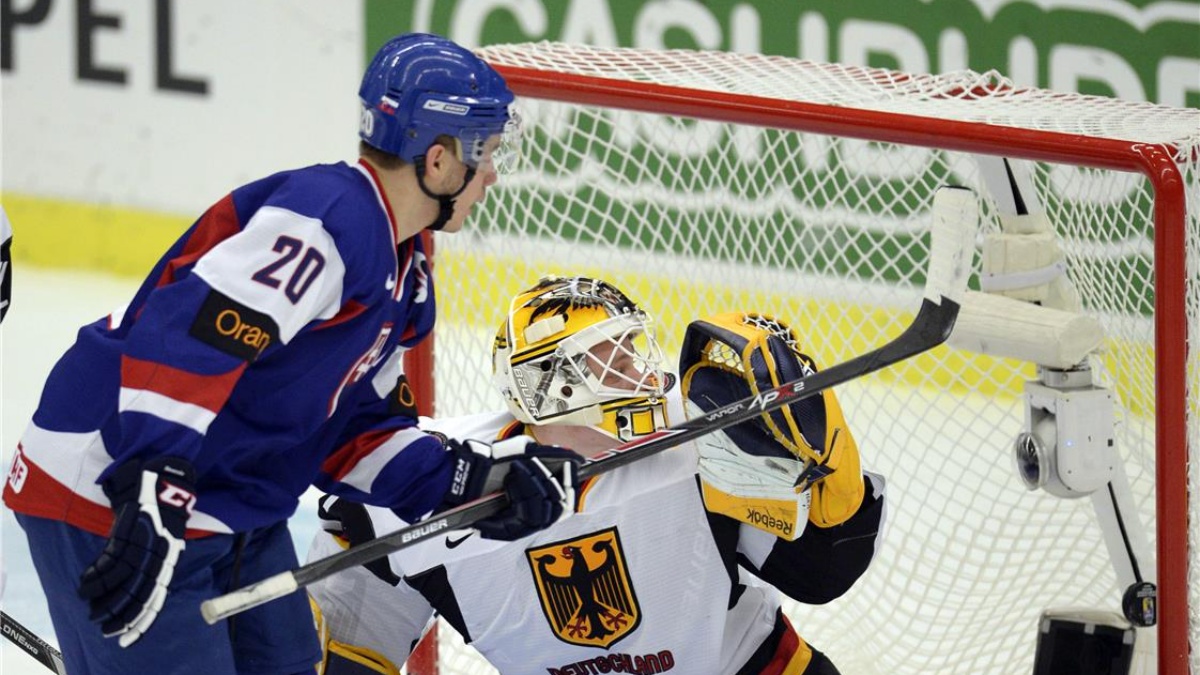 Smutný konec velkého hokejového talentu. Kapitán reprezentace po bouračce nadýchal