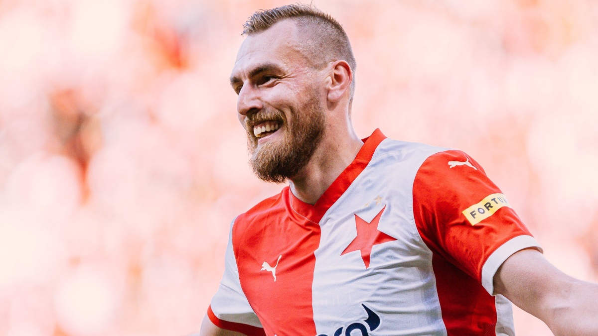 Chorému zbývá rok do konce smlouvy ve Slavii. Juliš tvrdí, že Plzeň intenzivně tlačí na jeho návrat