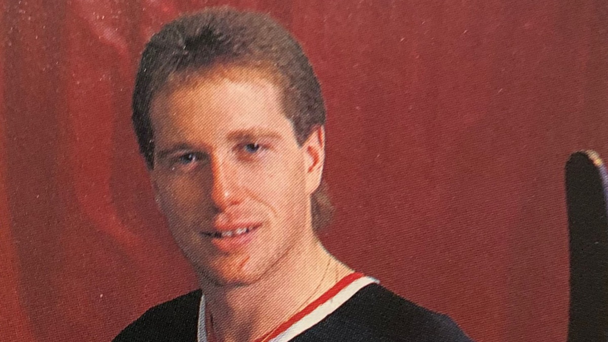 Neštěstí na dovolené. Život hokejisty, který válel v NHL a měl víc talentu než Jágr, vyhasl ve 32 letech
