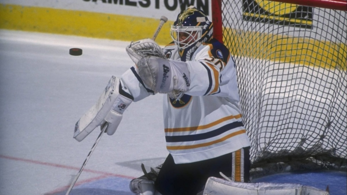 Děsivé zranění hvězdy NHL. Hráč požádal o kněze, dva lidé v hledišti dostali infarkt