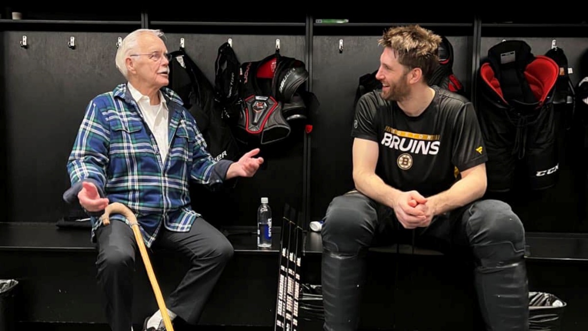 Nejlepší nováček NHL skončil jako bezdomovec. Nahrál na jeden z nejslavnějších gólů historie