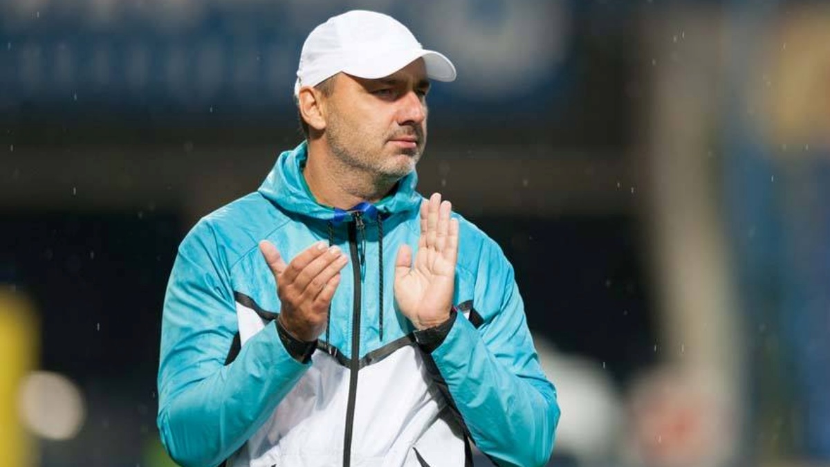 Když Trpišovský prohlásil, že se Sparta neodmítá. Nakonec z Letné po sporech utekl