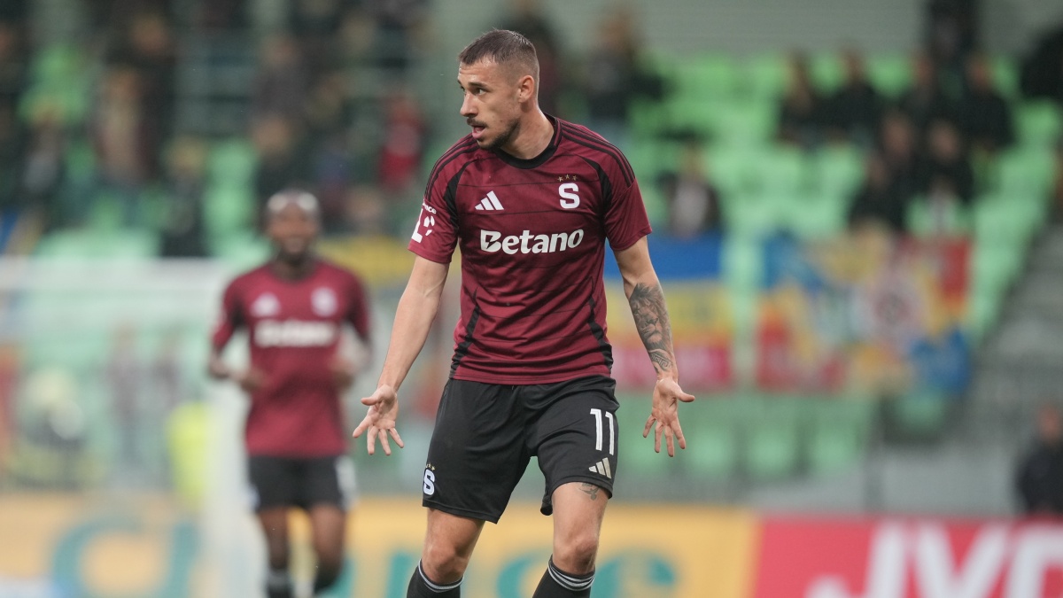 Papírová Sparta. Fanoušci po fiasku v Karviné žádají pro hráče pokuty a spílají Priskemu