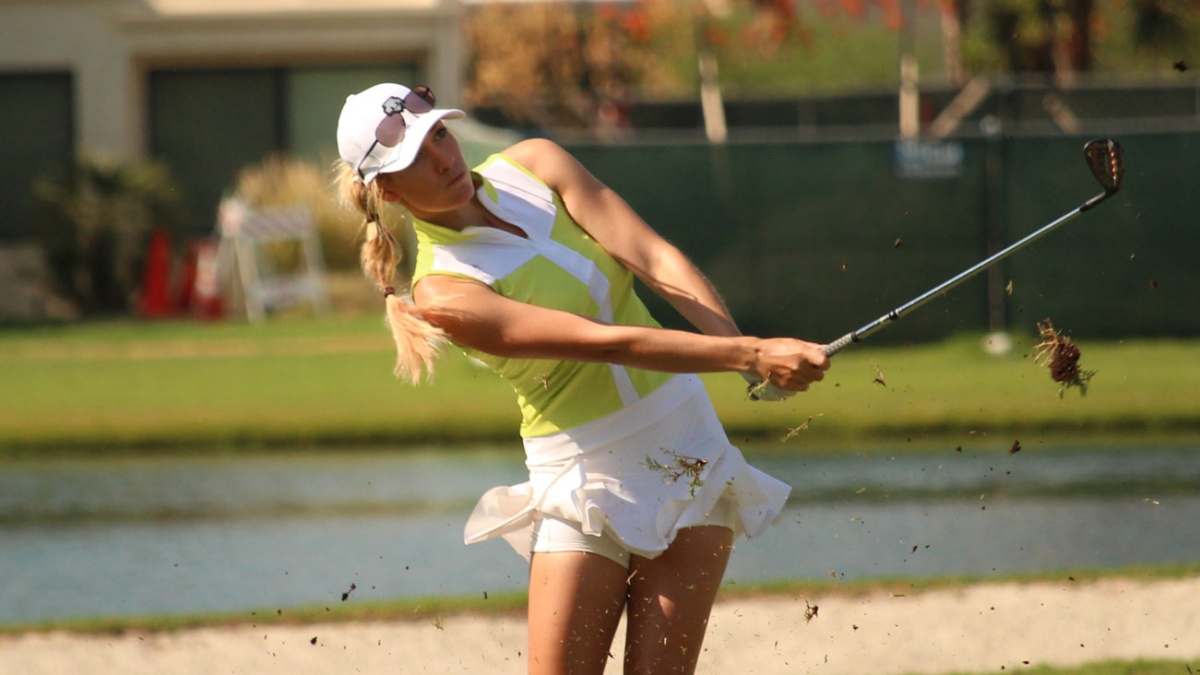 Obdařená golfová provokatérka se sesypala. Natočili ji při podvodu