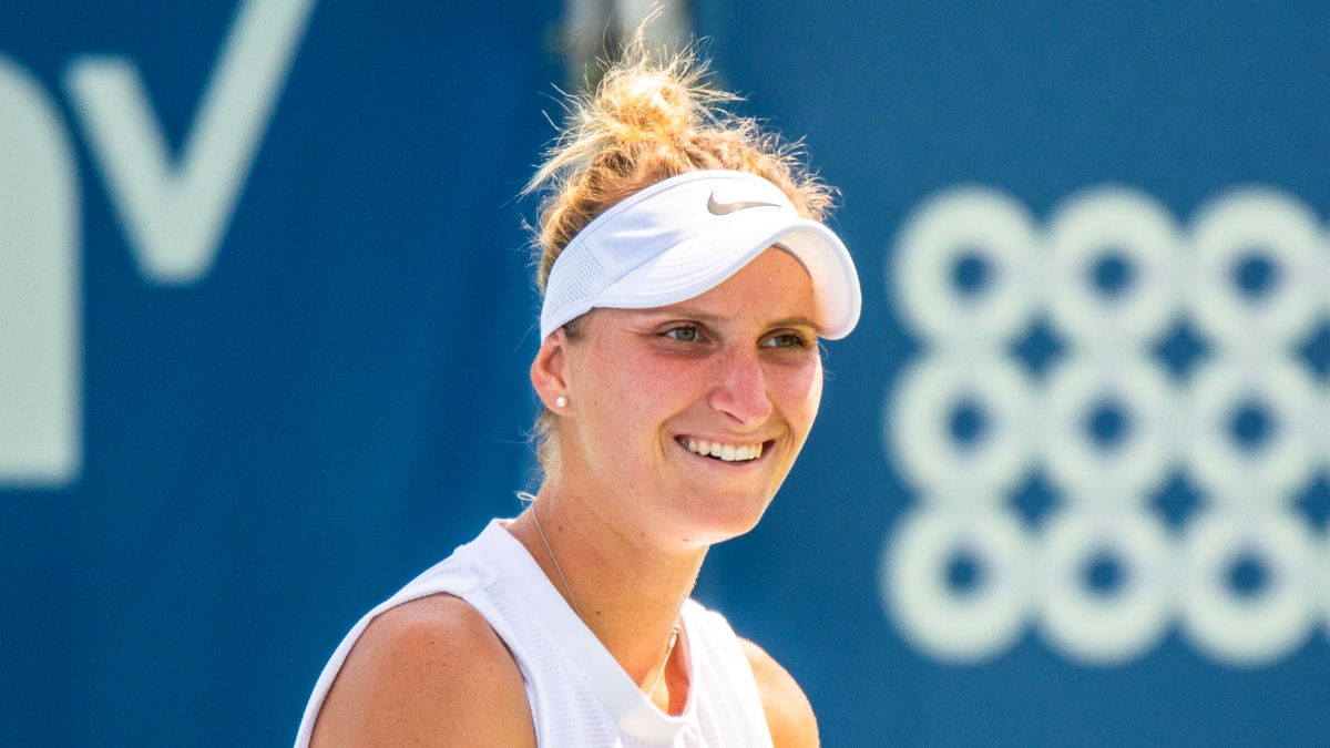 Dokonalé křivky české tenistky. Královna Wimbledonu ohromila na pláži