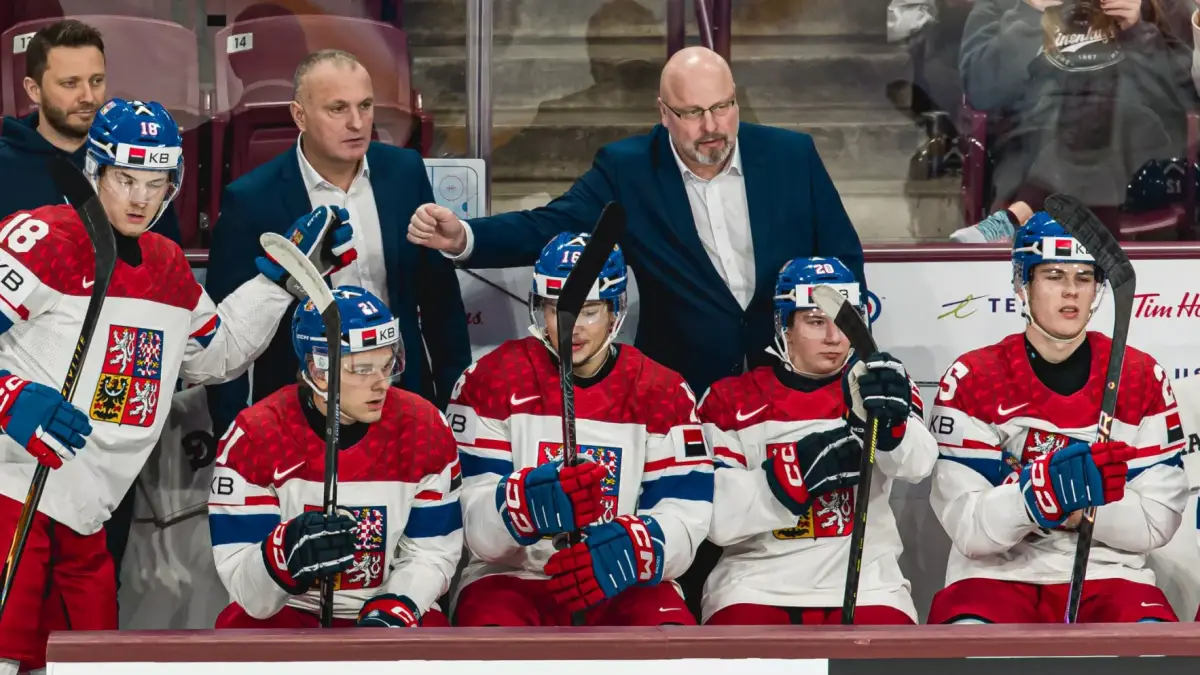 Konec po 70 letech? Fanoušci už možná brzy zápasy hokejové reprezentace na České televizi neuvidí
