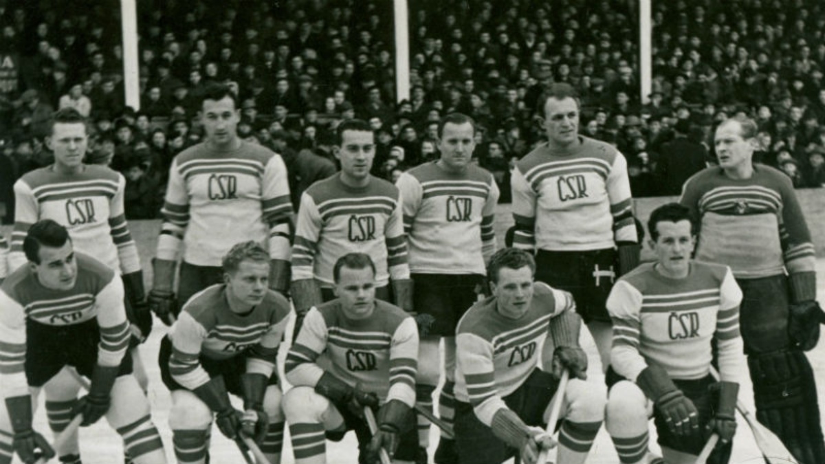 Pád letadla s českými hokejisty nad kanálem La Manche. Zmizeli i šampioni z Prahy