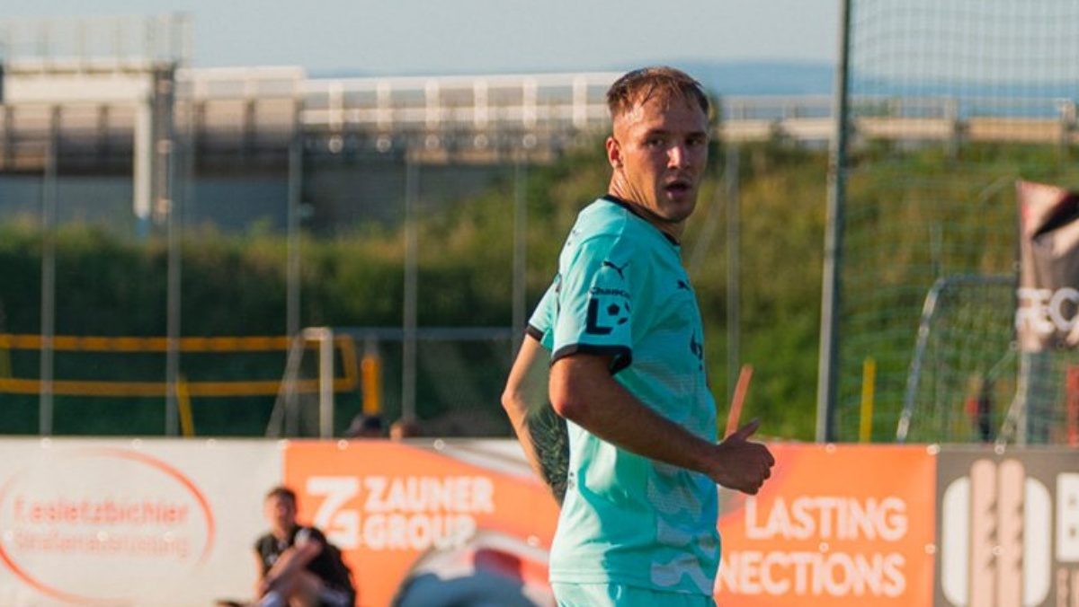 Křičel bolestí. Slavia ukázala, jak došlo k vážnému zranění nové posily