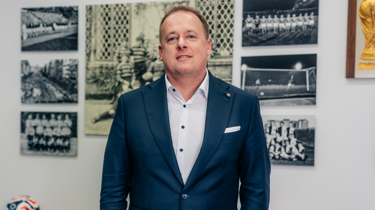 Korupce v českém fotbale. Vyšetřovatelé ukázali na pět mužů spojených s první ligou