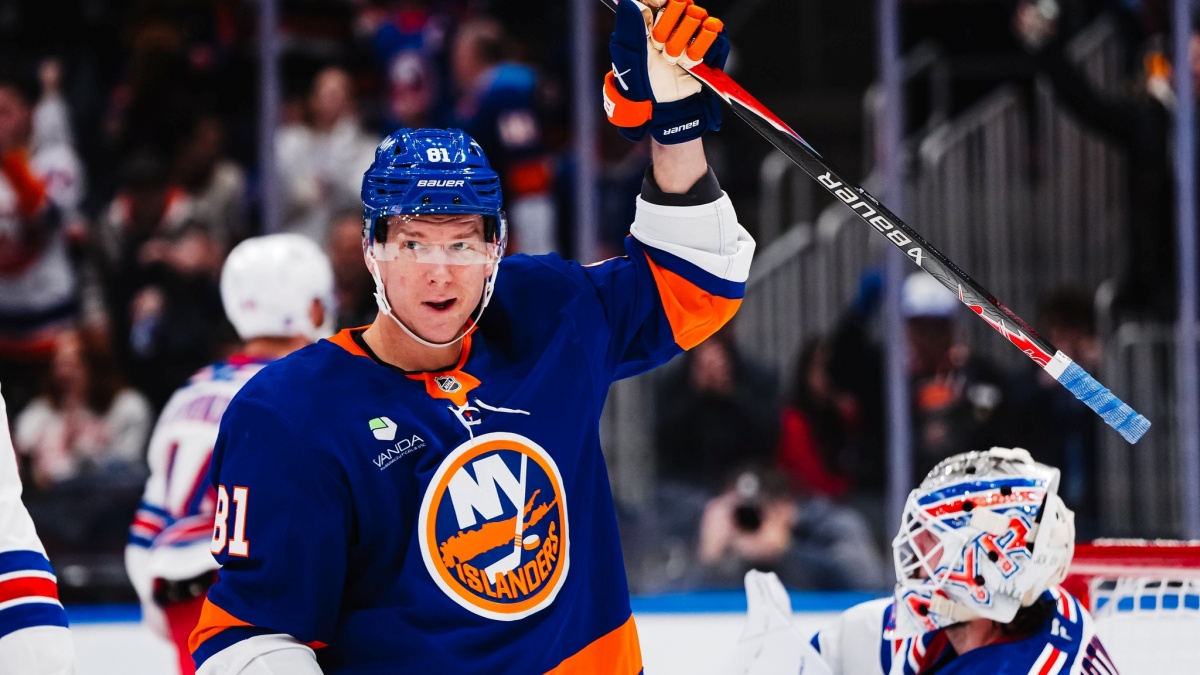 Český útočník Palát má dostat zlatý padák. Islanders ho mohou vyplatit 120 miliony