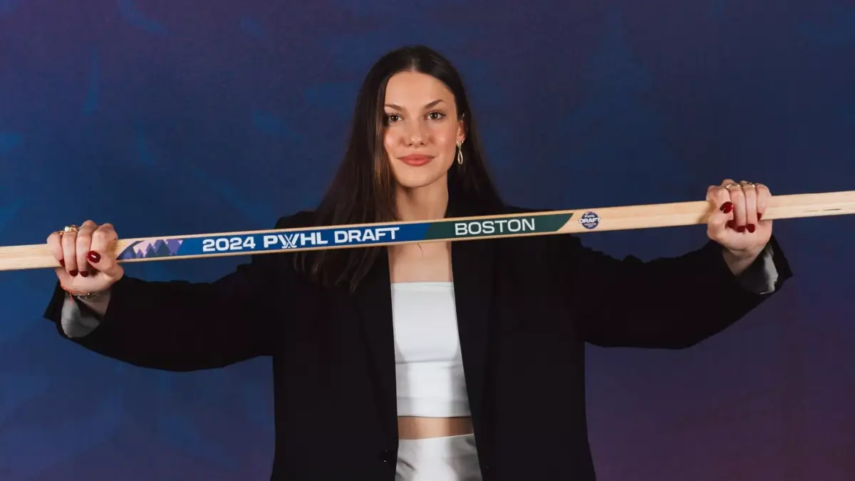 Nejpřitažlivější česká hokejistka budí pozornost. Ukázala se jen ve spodním prádle