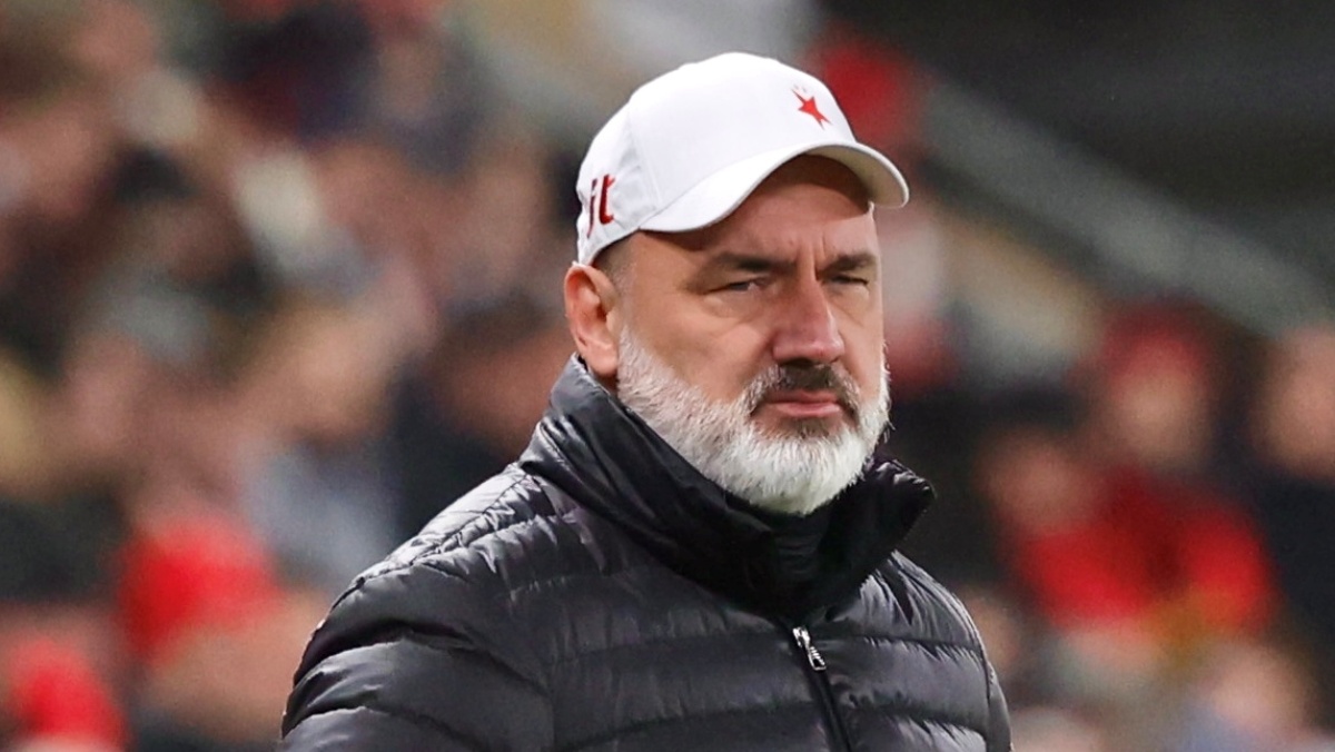 Rozpaky ve Slavii před derby se Spartou. Kouč vyjádřil s některými hráči nespokojenost