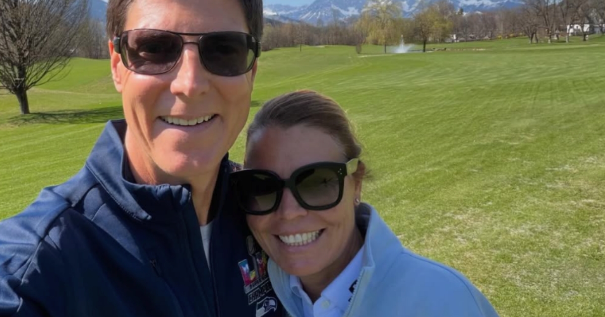 Exmanžel slavné lyžařky zahájil golfovou sezonu po boku nové ženy. První veřejné selfie