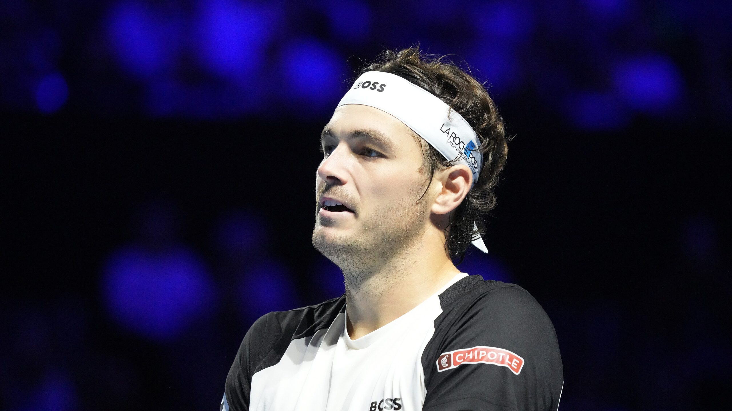 Jako Pamela. Přítelkyně tenisového velikána provokovala v plavkách. Teď mu dala kopačky