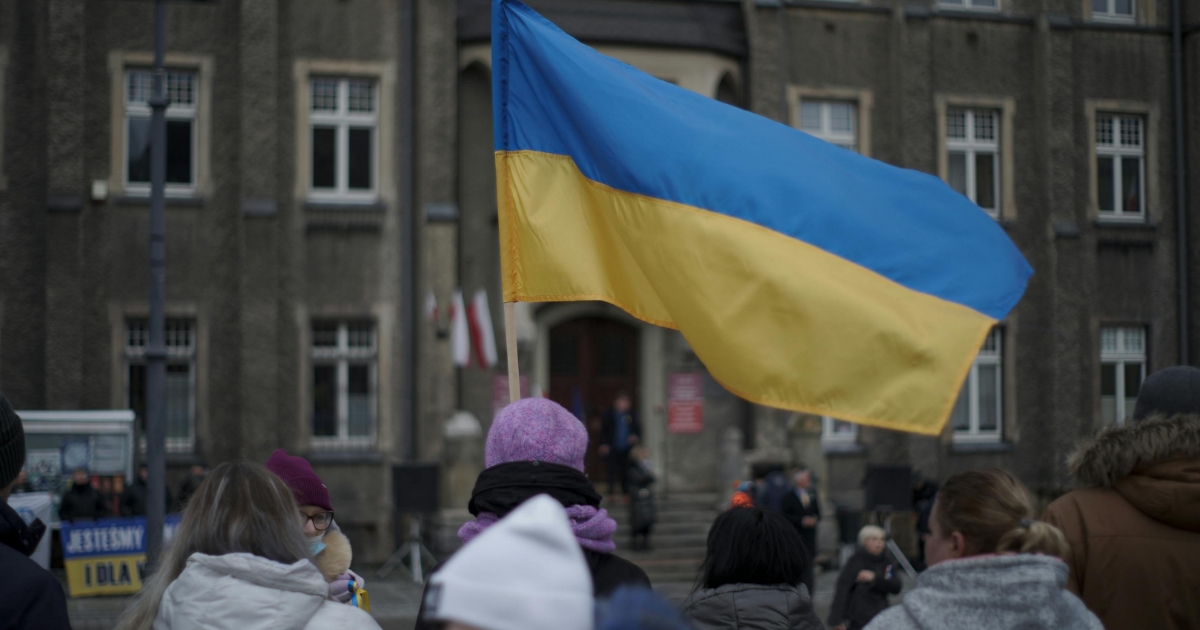 15letá ruská gymnastka se otočila zády k&nbsp;ukrajinské vlajce. Hrozí jí konec kariéry v&nbsp;neutrálním statusu