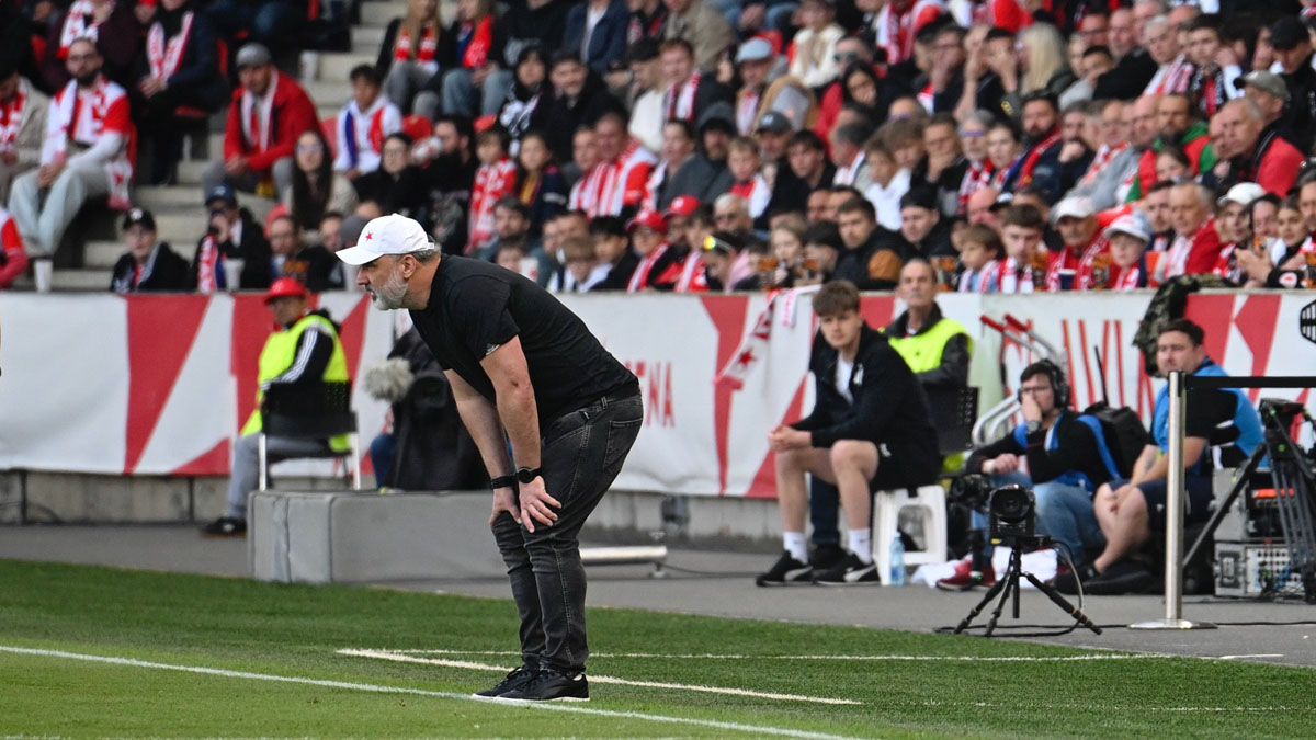 Na hraně jsou i parťáci Trpišovského. Boss Slavie Tvrdík má jasno
