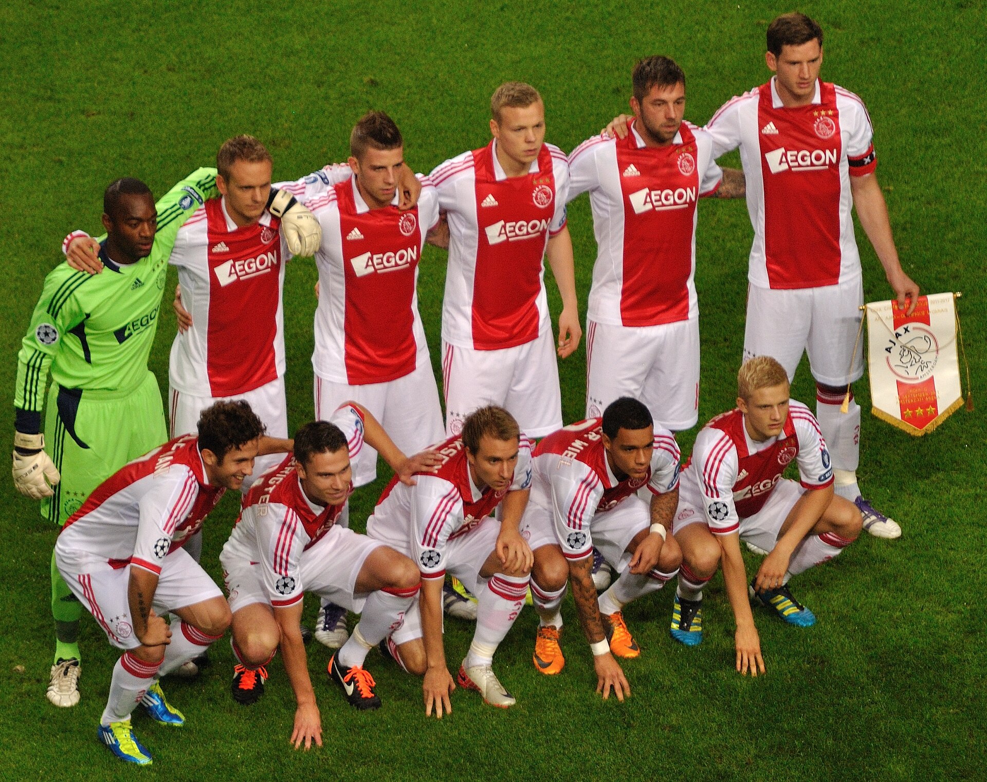 Hvězdný Ajax z roku 1995 znal celý svět. Kdo dnes správně složí celou finálovou sestavu, má lepší paměť než 90 % fanoušků