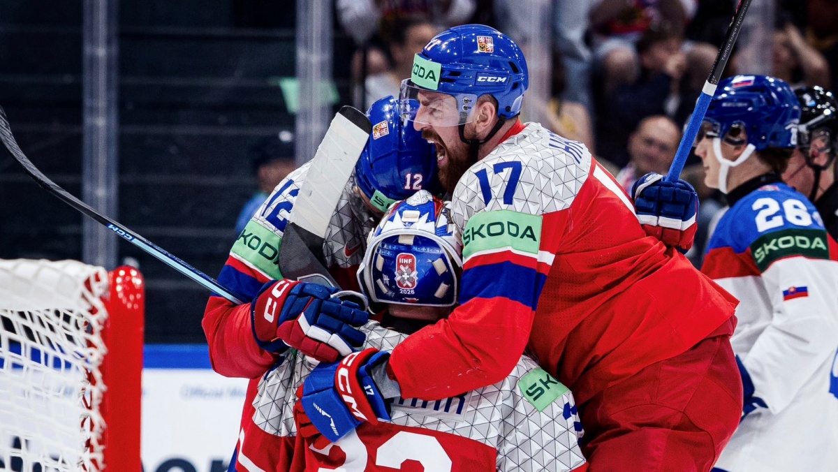 Slovákům tečou nervy po Červenkově patičce. Jejich pravidlový expert má ale opačný názor