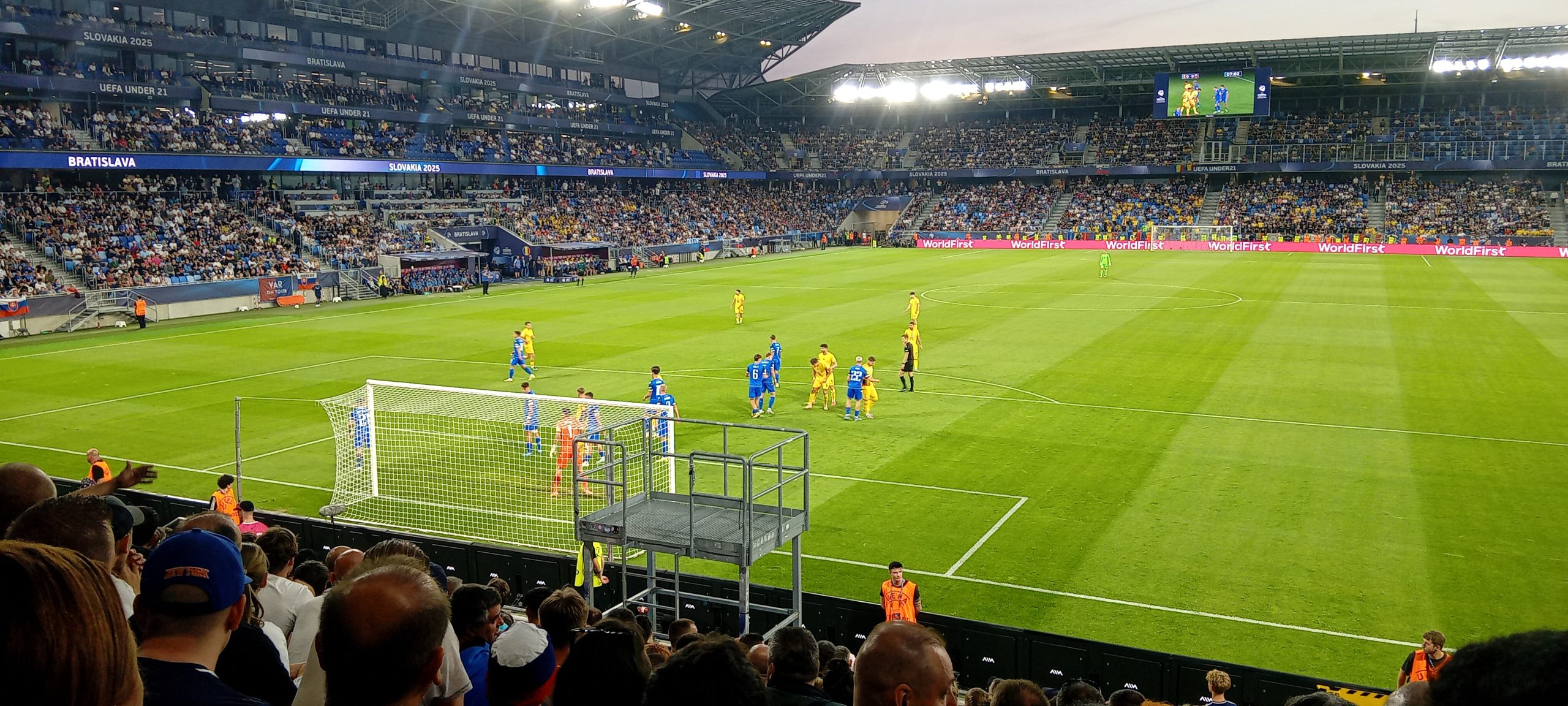 Fotbal točí peníze, o kterých se většině ani nezdá. Zjistěte, jestli tušíte, jak fotbalový byznys skutečně funguje
