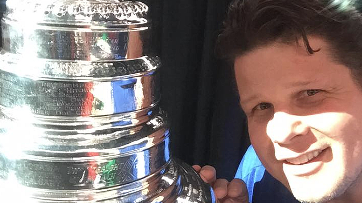 Český hokejový šampion na kolenou. Kariéru mu ukončila vážná nemoc