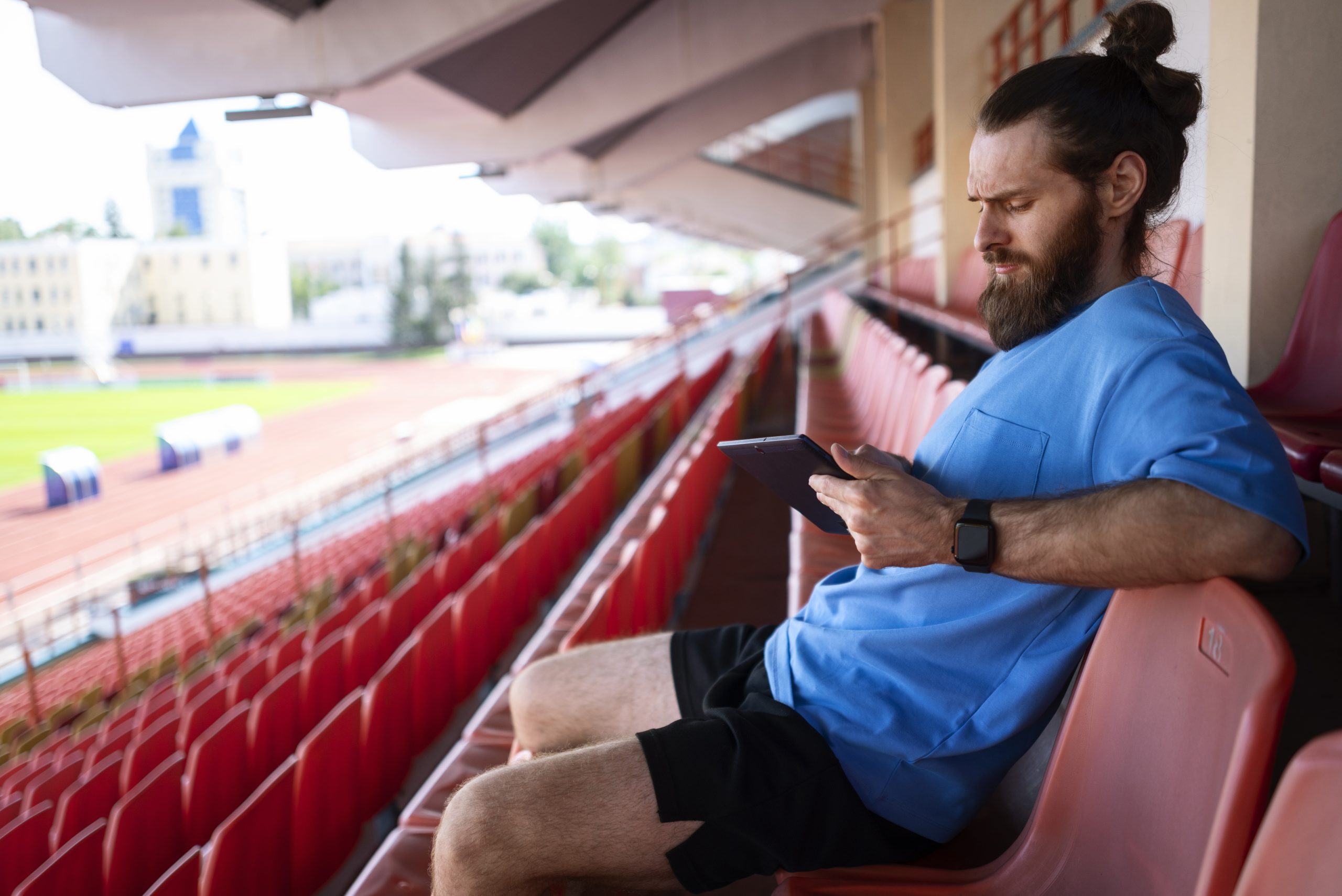 Fotbal za 10 let může přijít o emoce. Trenéři varují před AI, daty a nekonečným čekáním