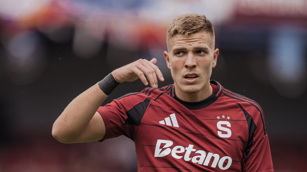 Kouč Sparty Priske přišel o oporu. Vydra musel na další operaci