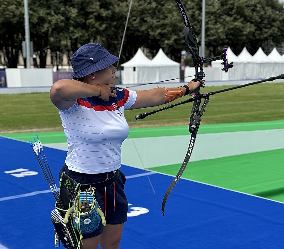 Na pohřbu olympioničky Baránkové se objevil muž v převleku krokodýla. Plnil dávný slib své kamarádce