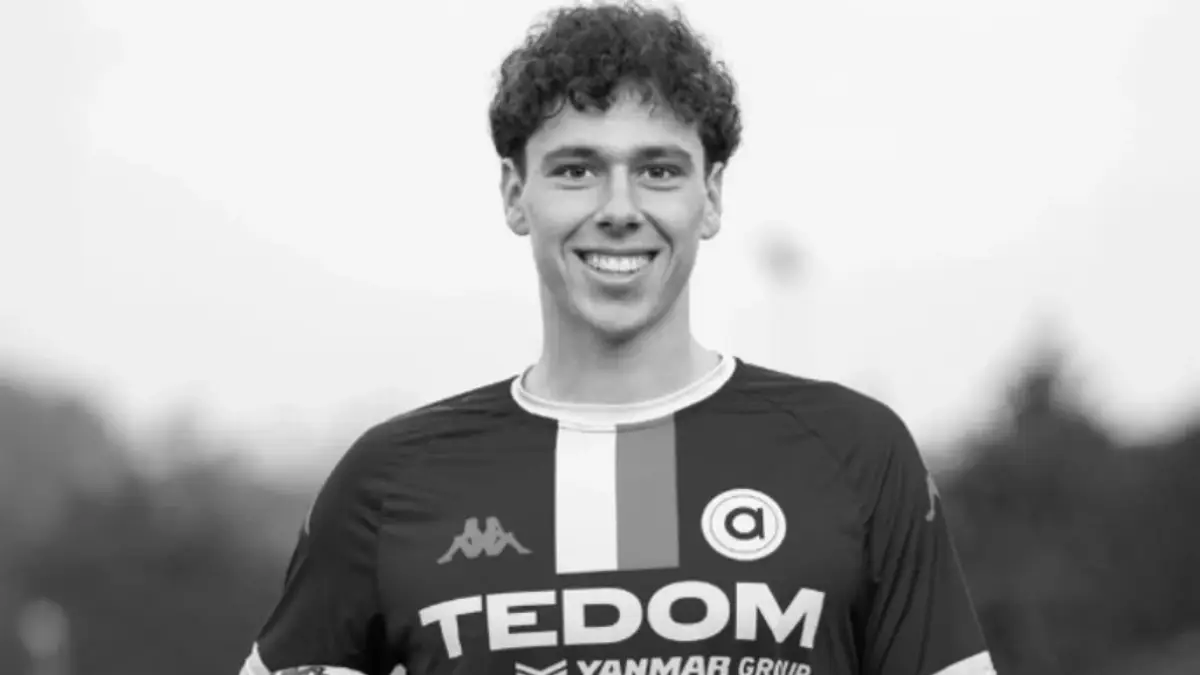 Český fotbal se ponořil do černého. Hráč ligového nováčka Jeřábek přišel na dovolené o život