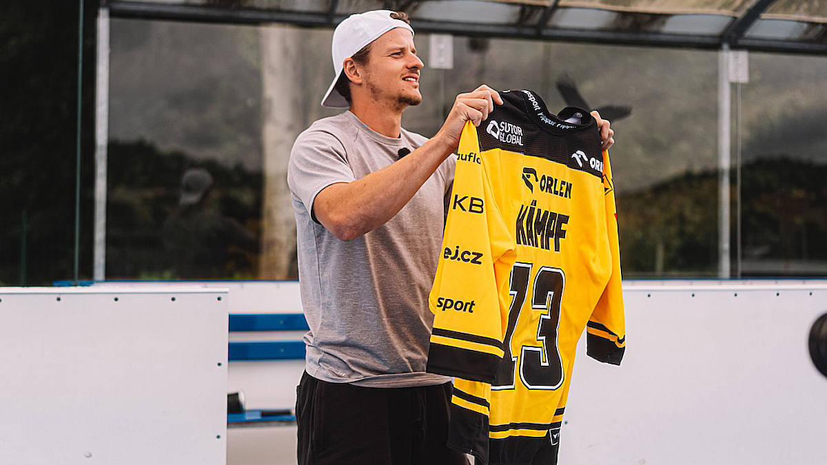 Jde jim jen o prachy. Zlatý hoch z Prahy Kämpf se pustil do manažerů z NHL