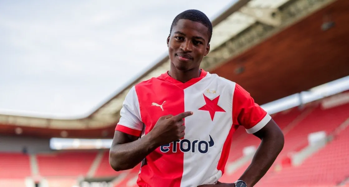 Slavia za Micheze zaplatila 55 milionů korun. Teď balí kufry zpět do Belgie s třetinovou cenovkou