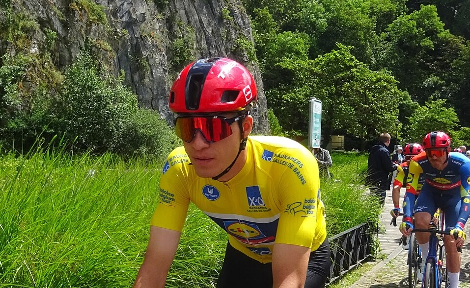 Vacka odvezli z mistrovství světa rovnou do nemocnice. Český cyklista si při pádu v závodě zlomil nos