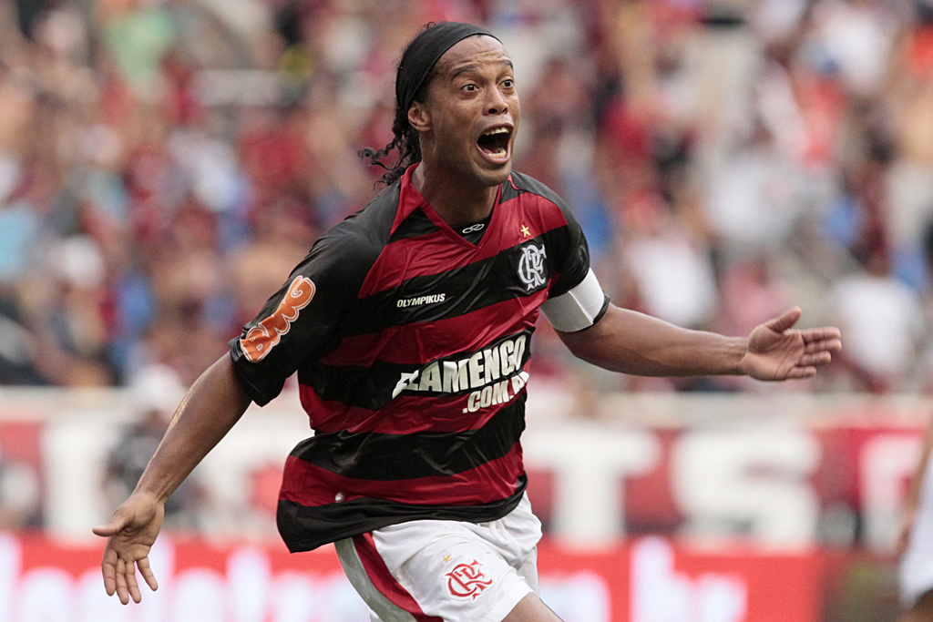 Ronaldinho v Trnavě odmítl kontakt se slovenskými legendami. Ďurica mu poslal dresy pro děti a nedostal zpět ani jeden