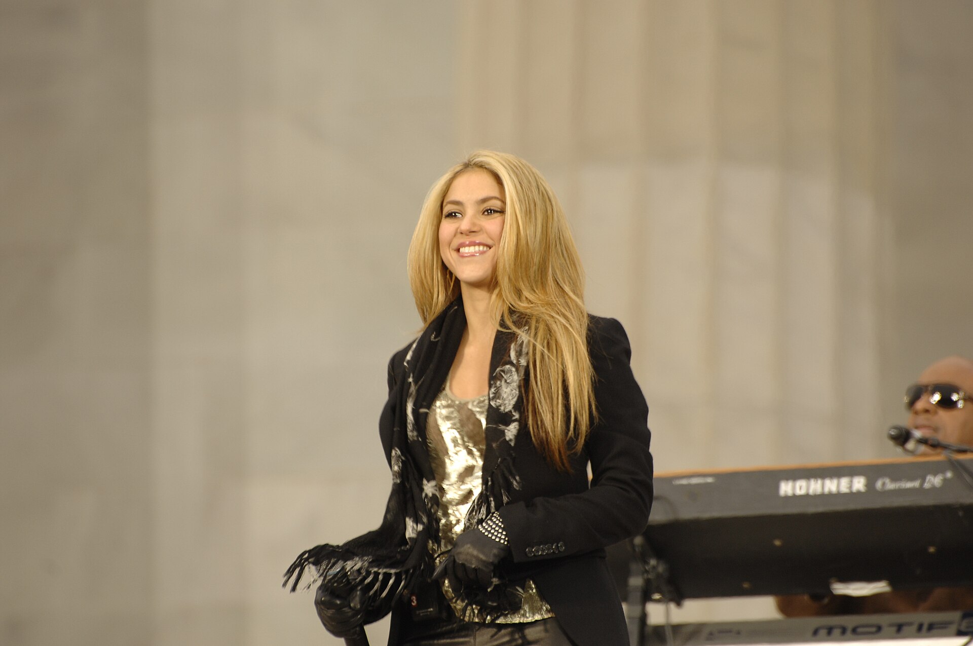 Shakira po krachu s fotbalovým nevěrníkem Piquém tajně randí s hvězdou NBA. Novinář popsal jejich společné cesty